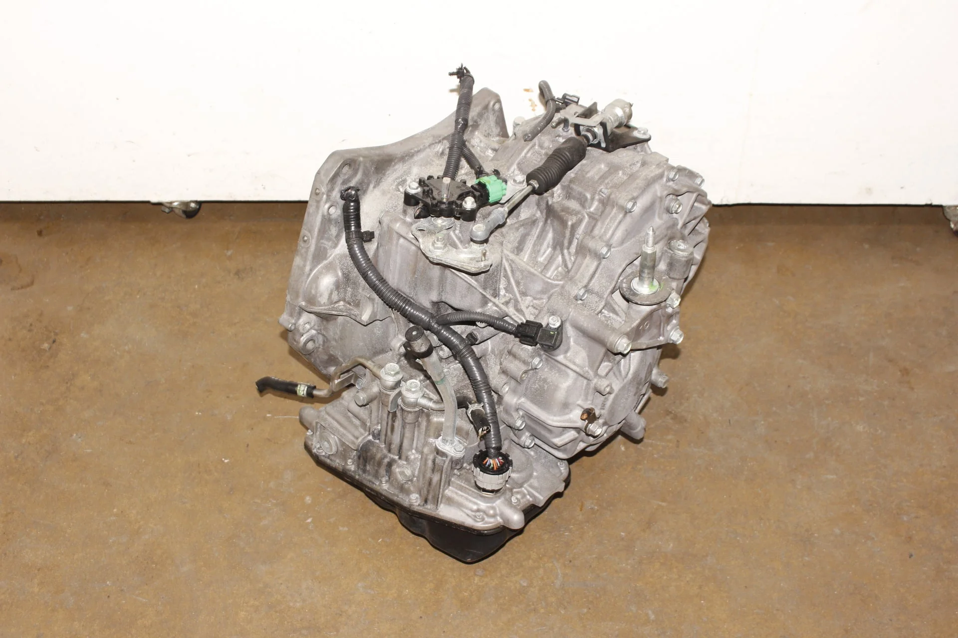 2009-2012 Nissan Versa CVT Automatic JDM Transmission 1.8L MR18DE - Image 8