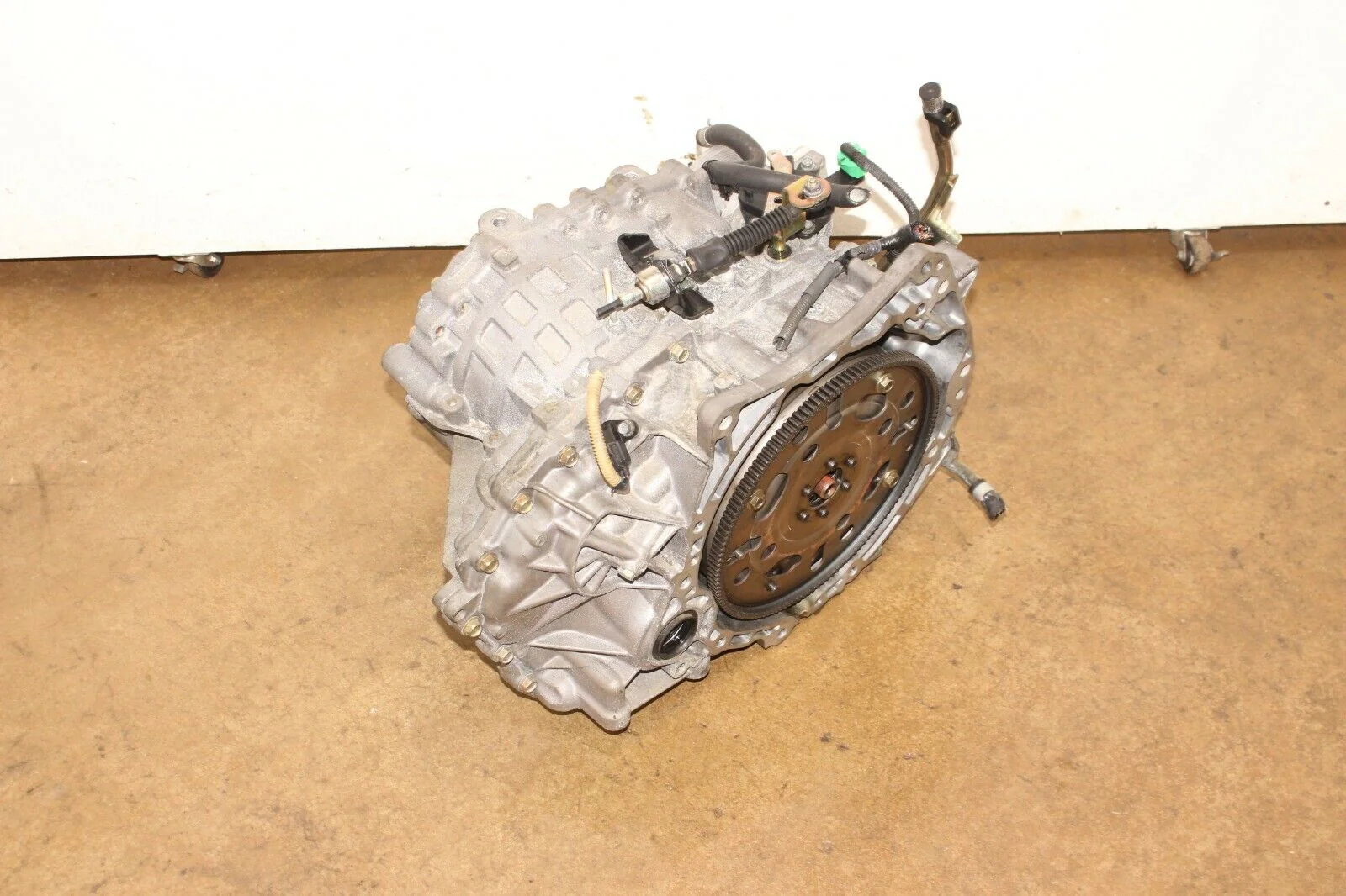 2013-2014 Nissan NV200 CVT Automatic JDM Transmission 2.0L MR20DE - Image 10