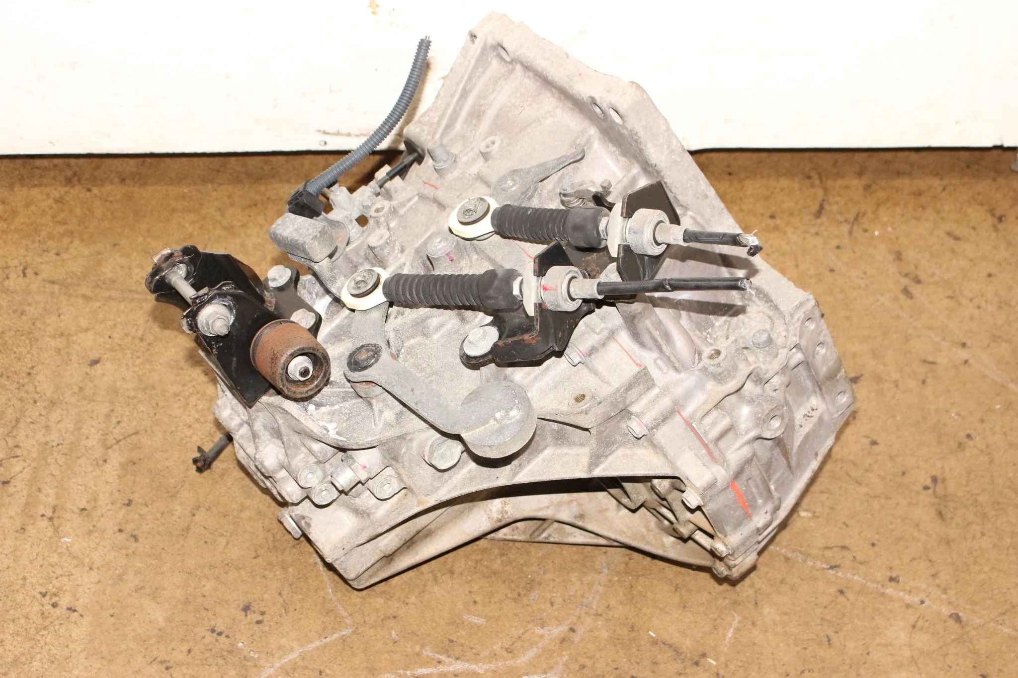 2017-2018 Toyota Corolla iM 6 Speed Manual Transmission JDM 2ZR - Image 8