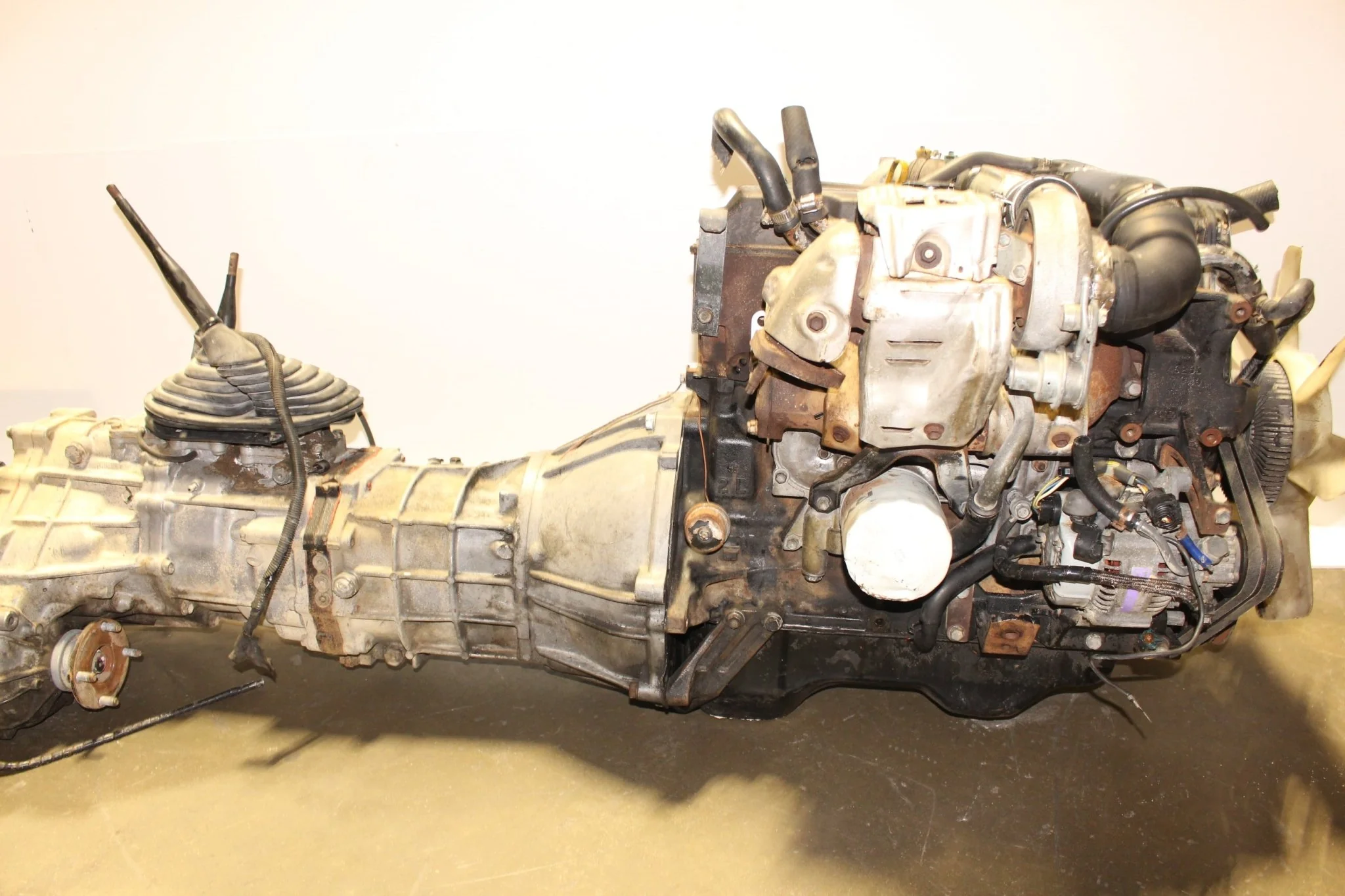 JDM 2L Turbo 4RUNNER HILUX SURF 2.4L DIESEL ENGINE & TRANSMISSION 2L-TE 4X4 - Image 9
